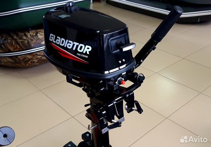 Лодочный мотор gladiator G5FHS + масло в подарок