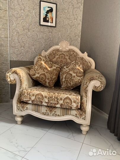 Диван и кресло
