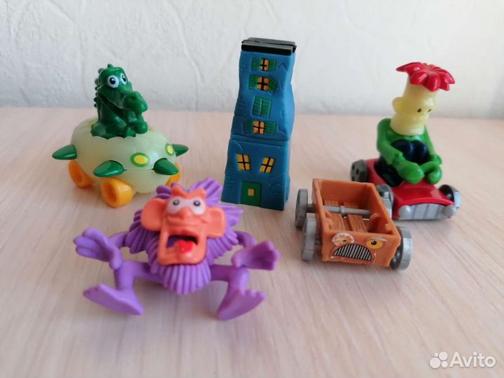 Киндер- сюрприз монстры