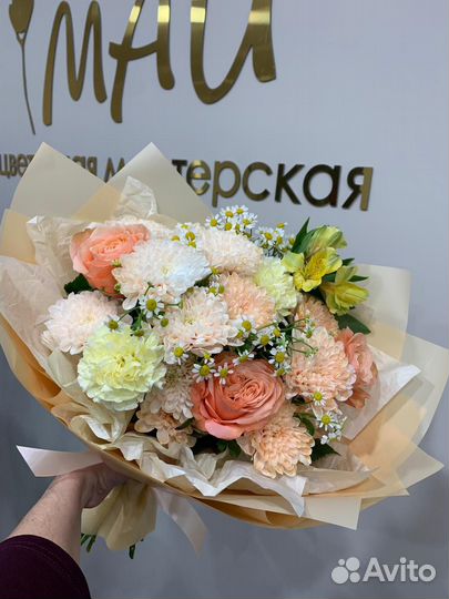 Букеты из живых цветов