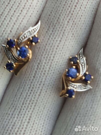 Золотые серьги с бриллиантами и сапфирами новые