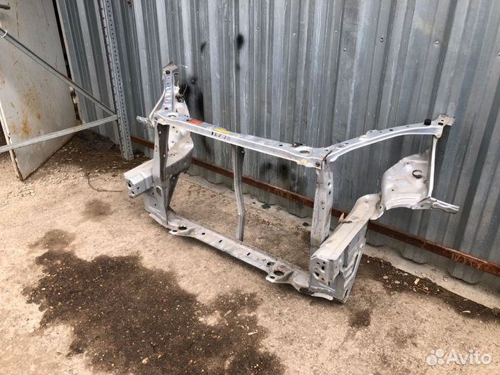 Панель передняя Toyota Rav4 20 CA 2003-2005