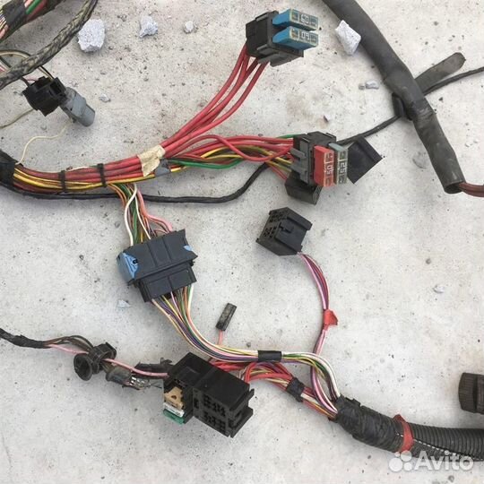 Проводка (коса) Рено Логан