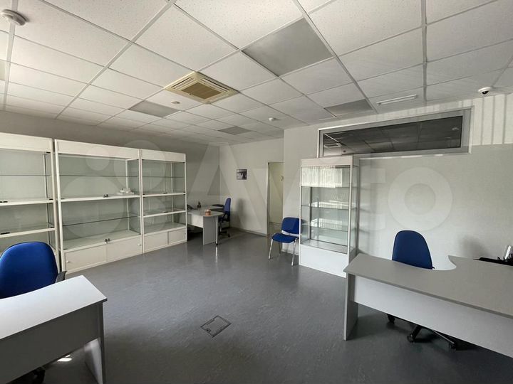 Офис выезде в жилой массив, 75.6 м²