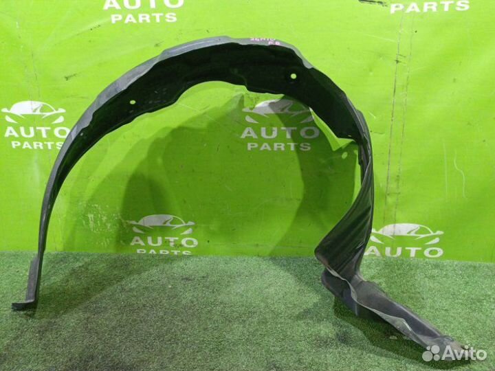 Подкрылок toyota isis ZGM10 2zrfae 2008 Перед. Прав