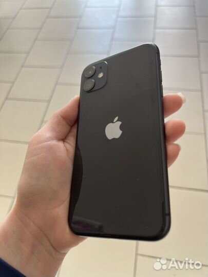 iPhone 11, 64 ГБ