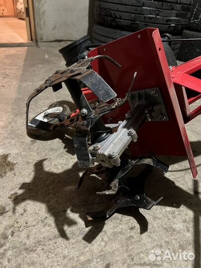 Бензиновый культиватор Honda