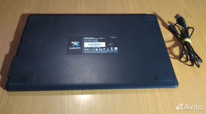 Графический планшет wacom intuos5 S touch