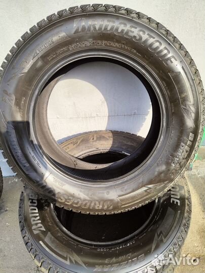 Bridgestone Blizzak DM-V3 225/65 R17 106S