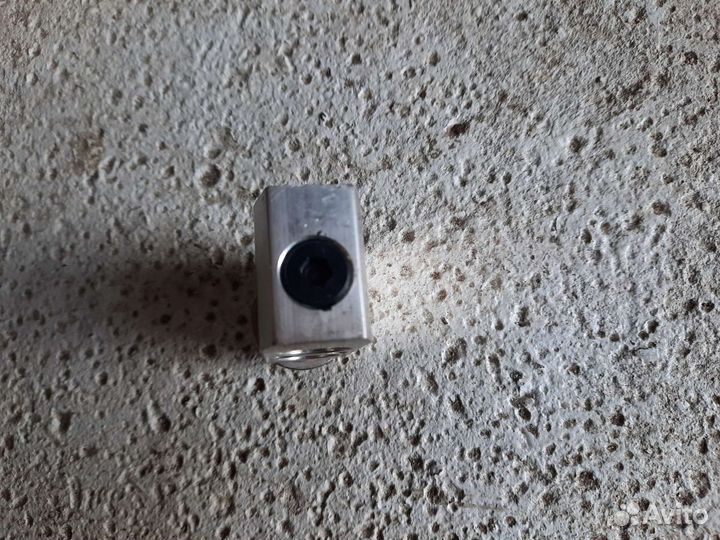 Клапан кондиционера трв Мазда 3