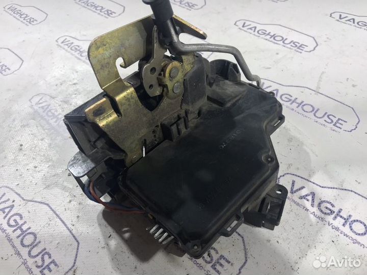Замок двери передний правый Audi A6 C5 4B 2001
