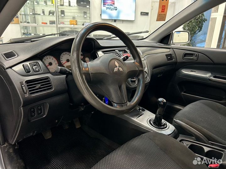 Mitsubishi Lancer 1.6 МТ, 2006, 268 000 км