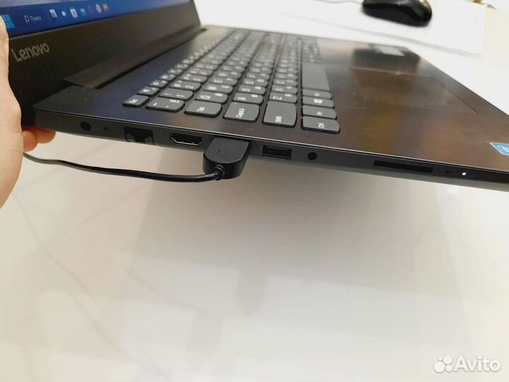 Ноутбук lenovo