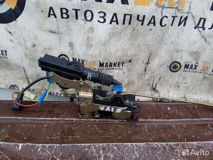 Замок двери Chevrolet Niva 2002 перед. прав. б/у