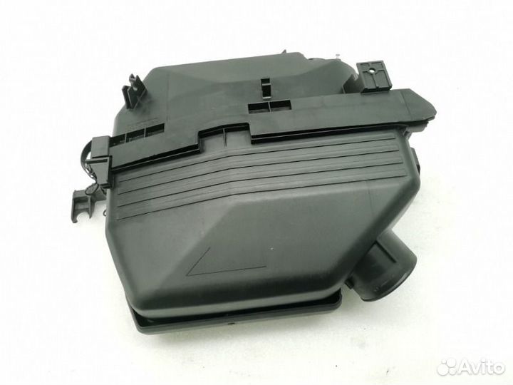 Корпус воздушного фильтра Toyota Alphard H10 2.4