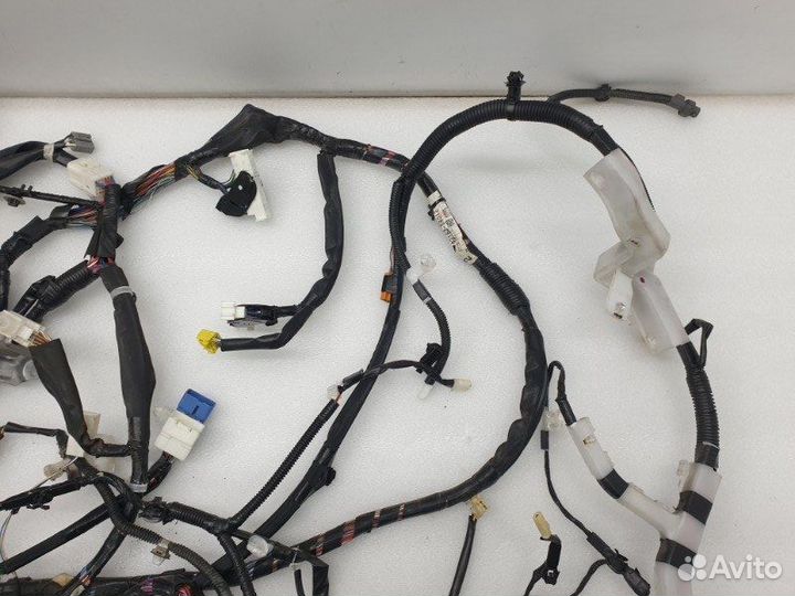 Проводка салонная Toyota Alphard H10 2.4 2006