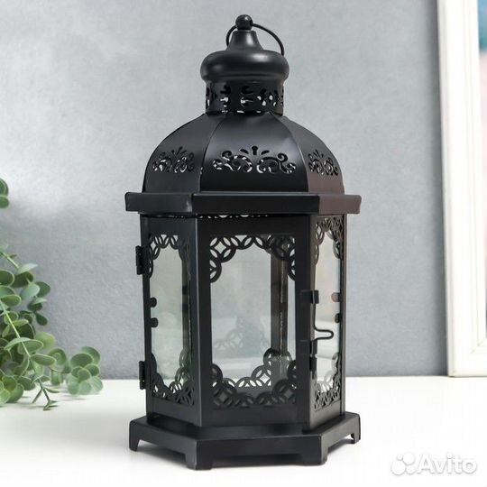 Подсвечник металл, стекло 'Фонарь - цветущие вензе