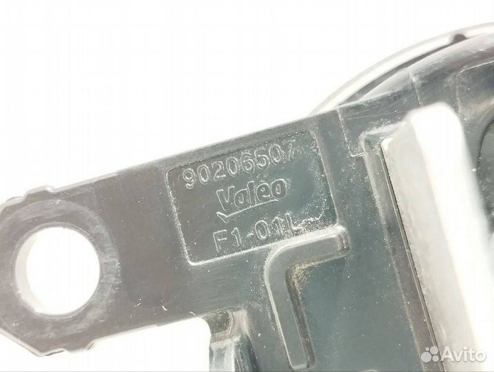 Фара противотуманная левая Mitsubishi Outlander