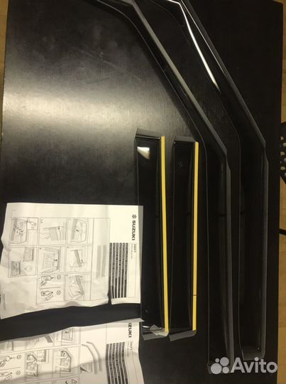 Дефлекторы Suzuki Swift