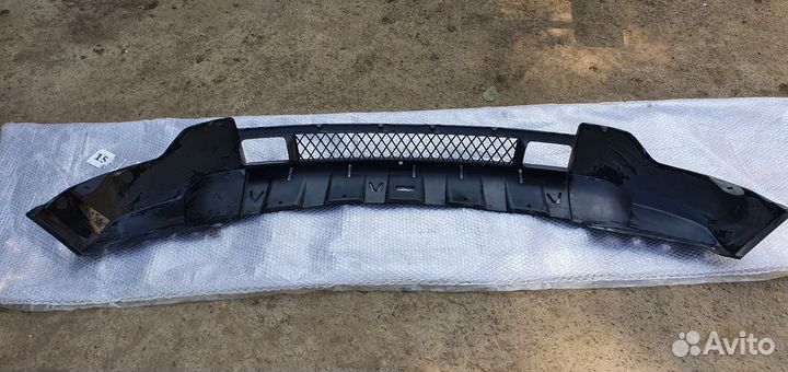 Бампер Jeep Wk2 grand cherokee