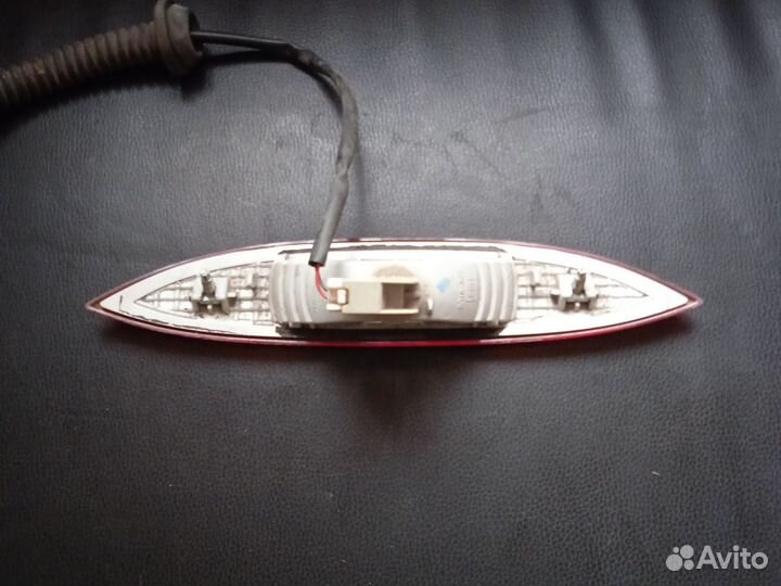 Фонарь задний (стоп сигнал) Nissan Note (E11)