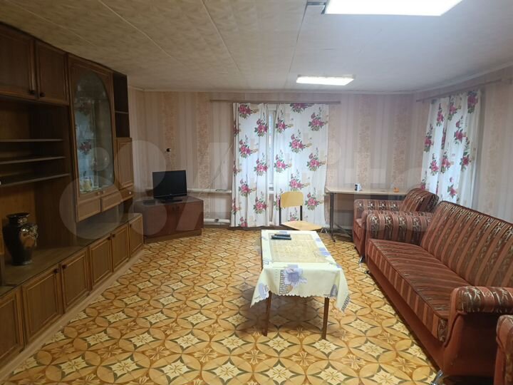 Дом 54 м² на участке 5 сот.