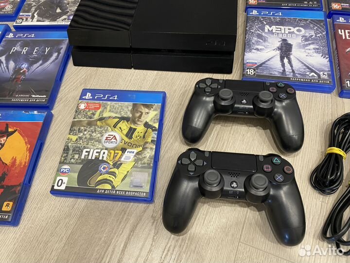 Sony PS4 +2джоя