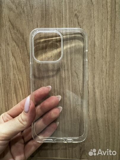 Чехлы на iPhone 13 pro