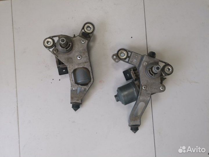 Мотор дворников передний правый Ford Focus 3