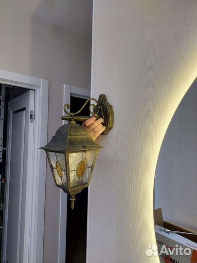 Светильники уличные настенные