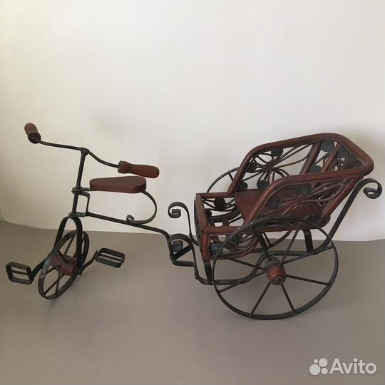 Винтажный велосипед каляска