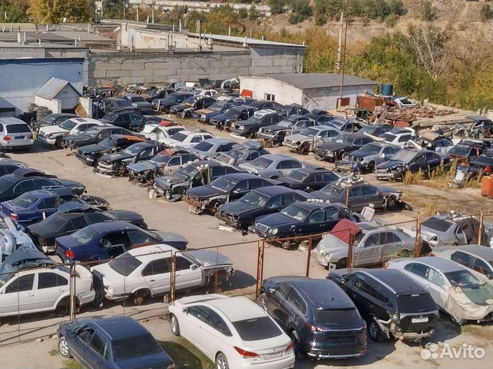 Указатель поворота Пассат Б5 белый правый