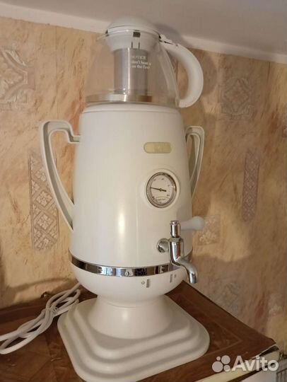 Чайник электрический, с заварником