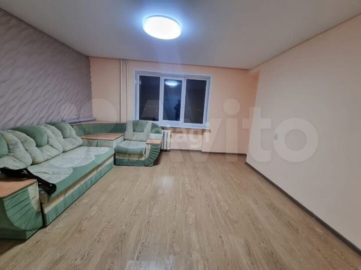 2-к. квартира, 50 м², 8/9 эт.