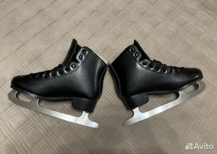 Коньки фигурные черные 38р