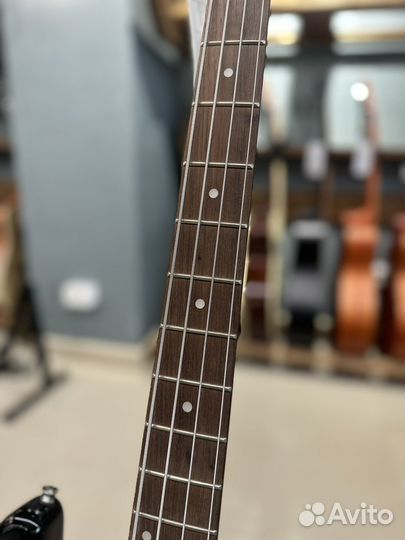 Бас гитара Homage HEB700 BK