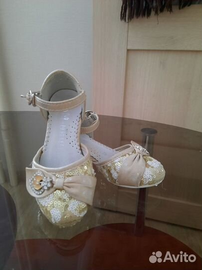 Туфли для девочки