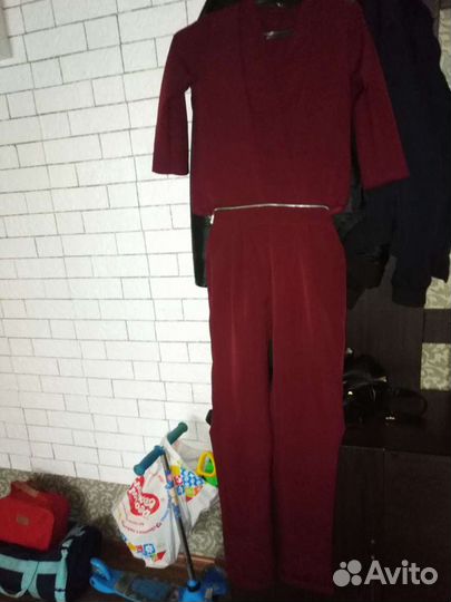 Брючный костюм женский