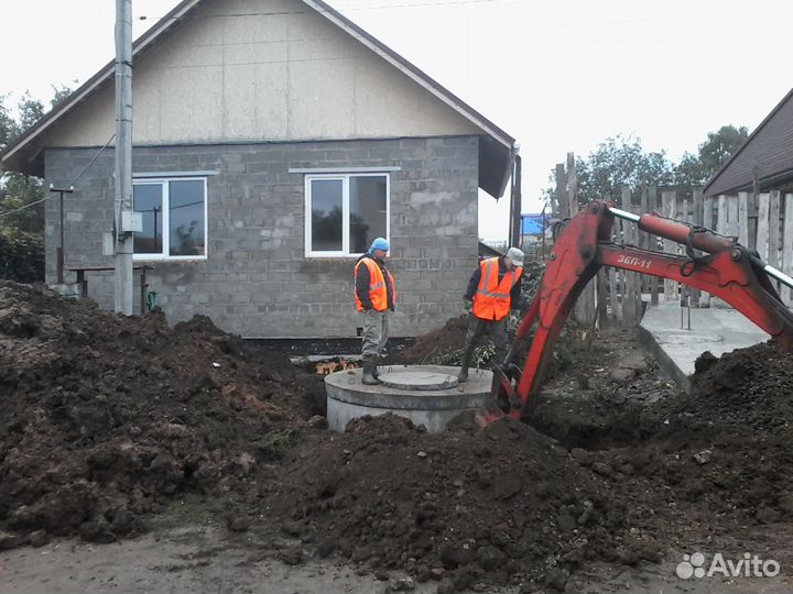 Копаем и проводим водопровод и канализацию