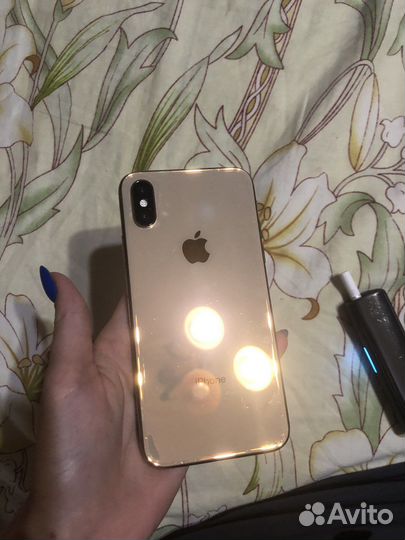Телефон iPhone XS