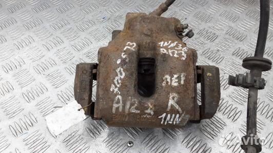 Суппорт тормозной передний правый land rover range