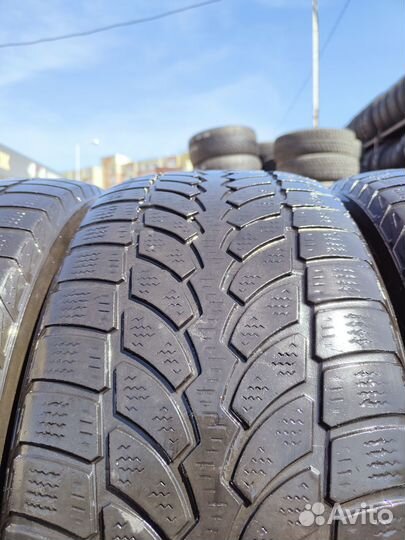 Bridgestone Blizzak LM-80 235/50 R18 97H