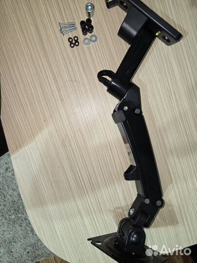 Настенный кронштейн NB F150