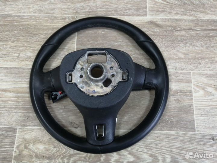 Рулевое колесо Volkswagen Golf 6 (2008-2012)