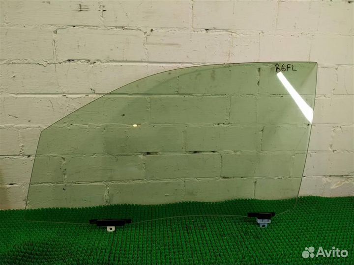 Стекло переднее левое Lexus RX300 (MCU15) 2002