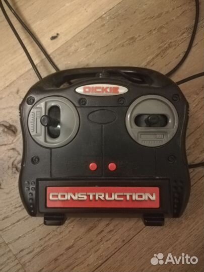 Трактор с пультом