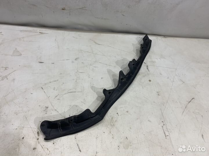 Уплотнитель торца передней левой двери BMW X6 F16
