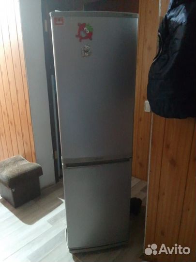 Холодильник samsung