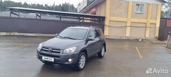 Toyota RAV4 2.0 AT, 2009, 240 000 км
