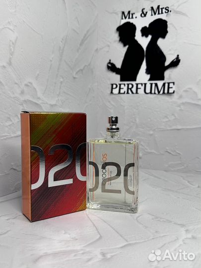 Escentric Molecules 02